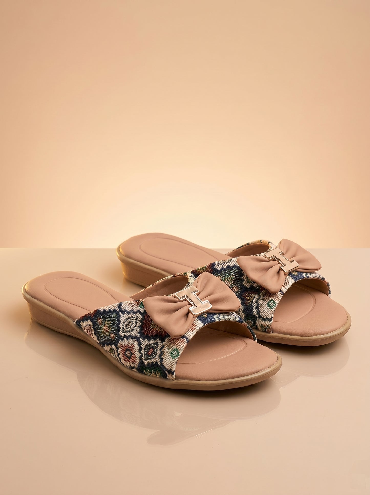 UrbanMela Bella Bow Black Comfort Flats