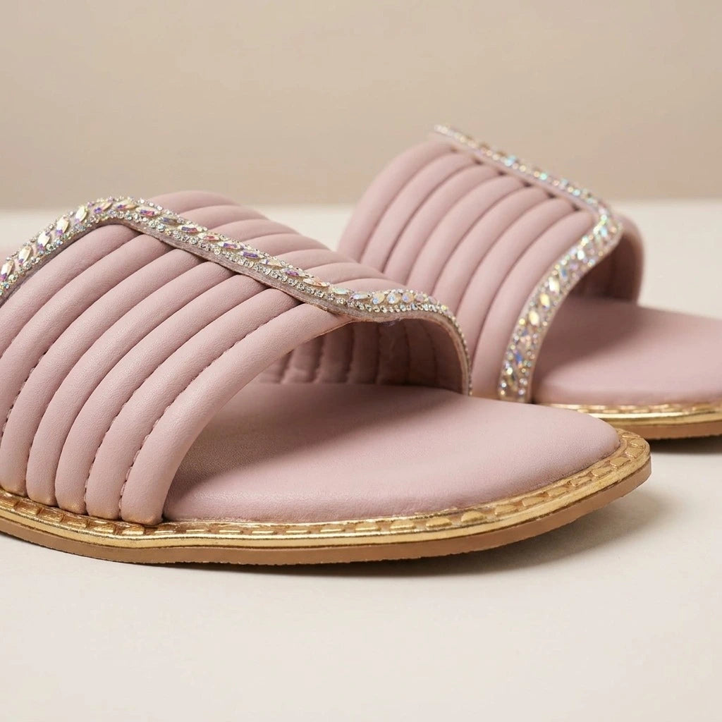 UrbanMela Women's Cushioned Flat Slide Sandals